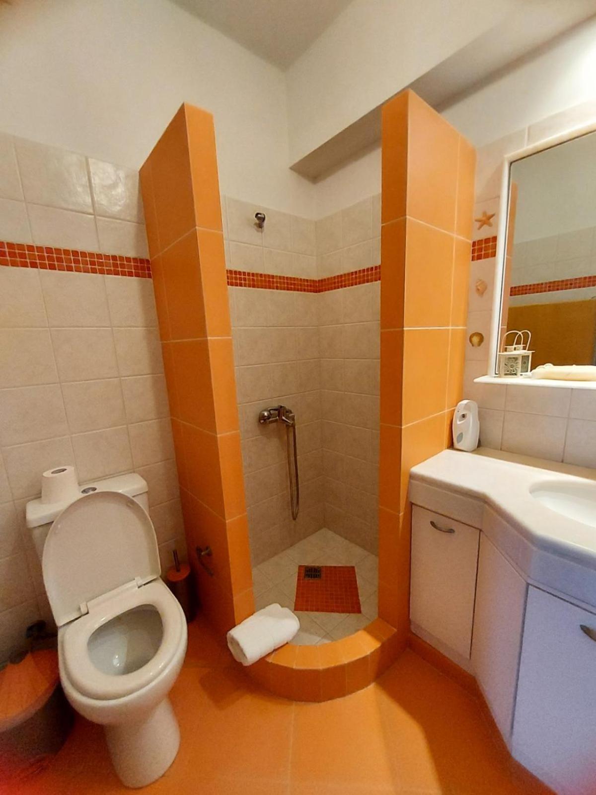 Luxury Arartments Tzemi Villa Porto Heli Exteriör bild